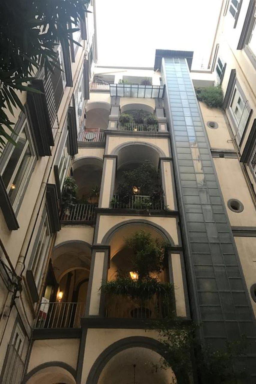 B&B Chiaia 216 Наполи Екстериор снимка
