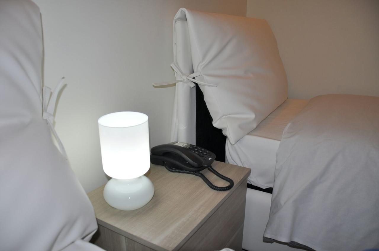 B&B Chiaia 216 Наполи Екстериор снимка